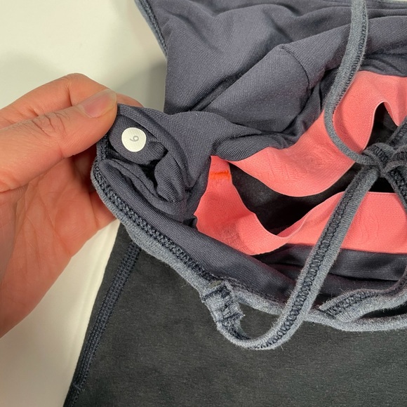 Lululemon Satya Blue Ombré Tank - Picture 5 of 6